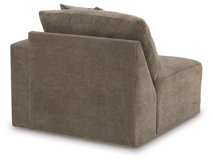 Raeanna Sectional