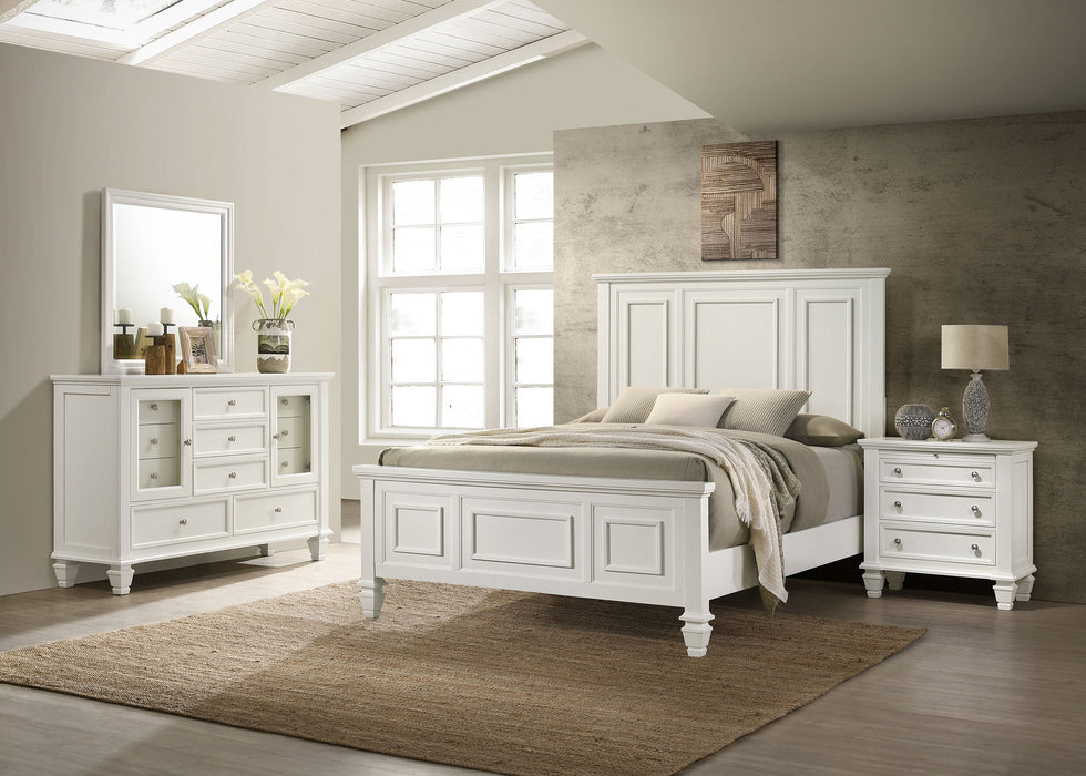 Coaster Sandy Beach Bedroom Set with High Headboard Eastern King Set of 4