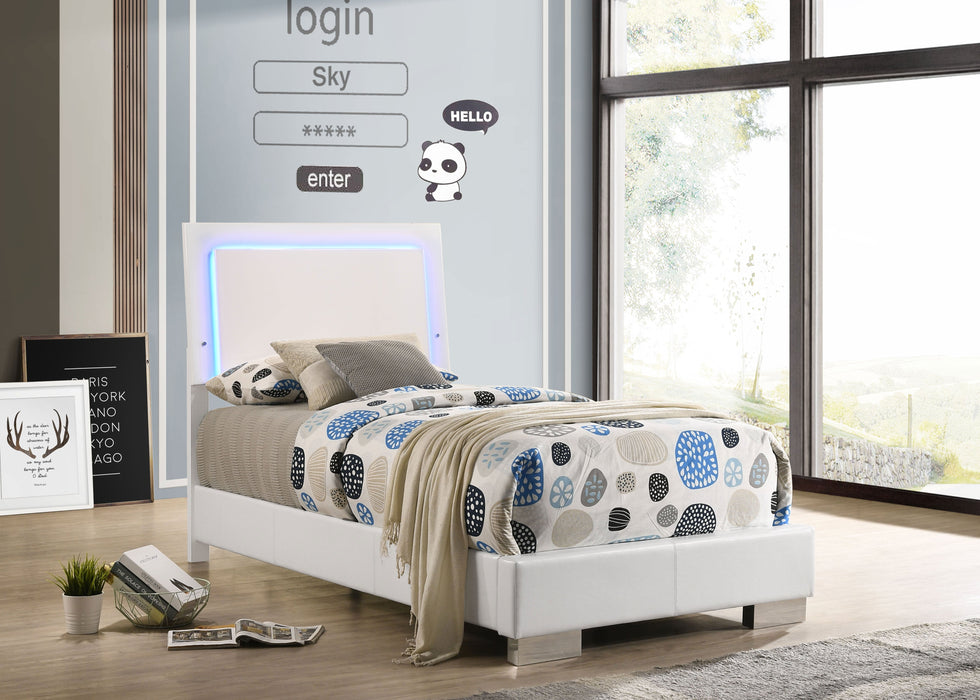 Coaster Felicity Panel Bed with LED Lighting Glossy White Twin