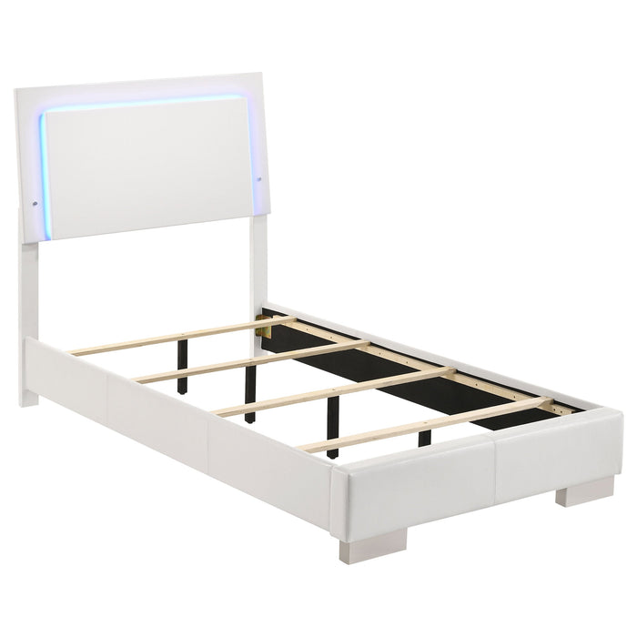 Coaster Felicity Panel Bed with LED Lighting Glossy White Twin