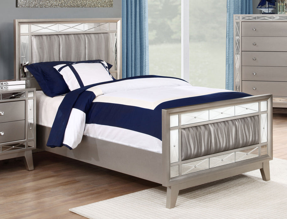 Leighton Wood Queen Panel Bed Metallic Mercury