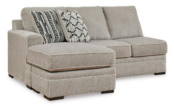 Calnita Sectional with Chaise