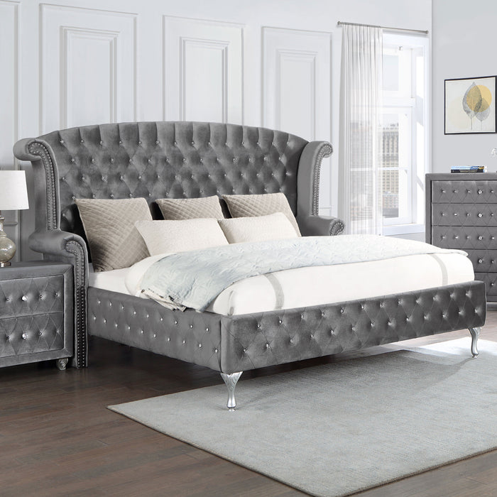 Coaster Deanna Tufted Upholstered Bed Grey Cal King