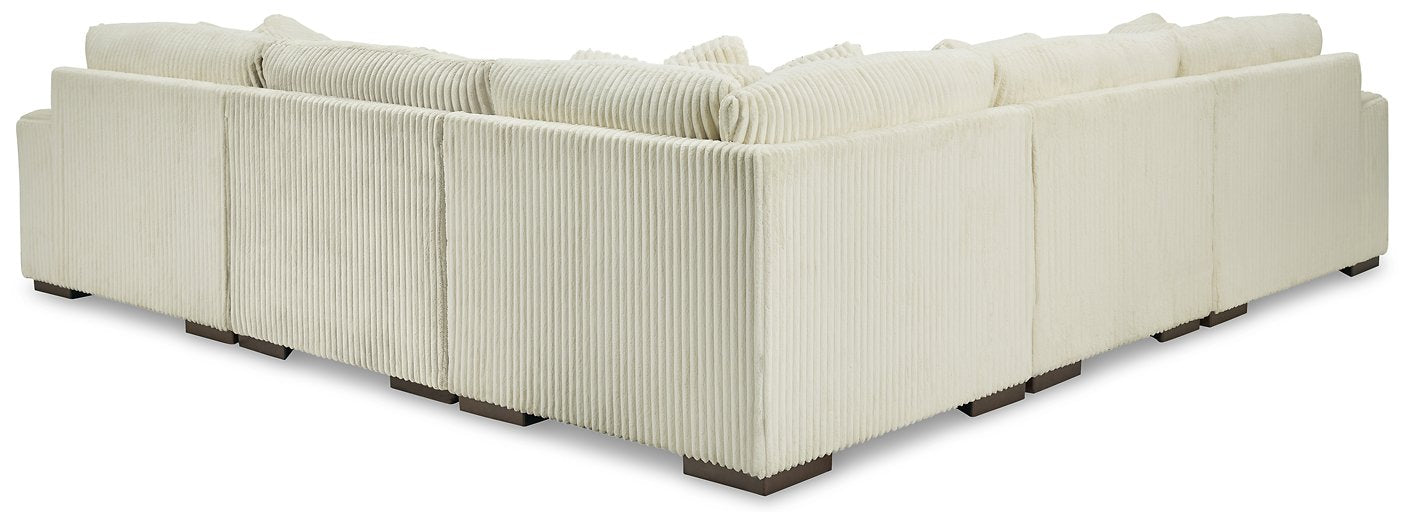 Lindyn Sectional with Chaise