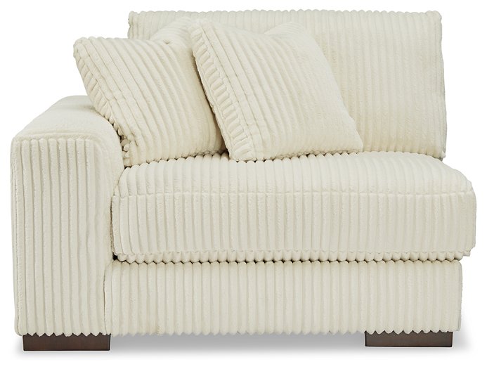 Lindyn Sectional Sofa