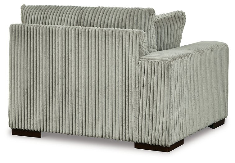 Lindyn Sectional with Chaise