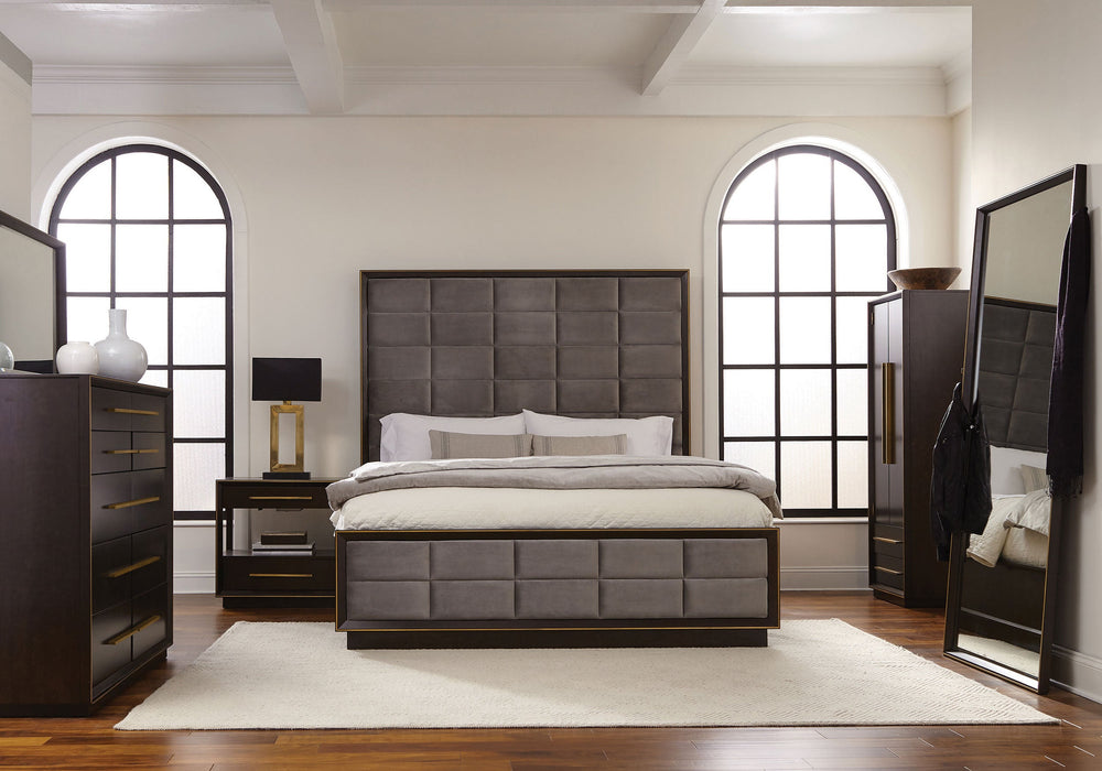 Coaster Durango Upholstered Bed Smoked Peppercorn and Grey Cal King