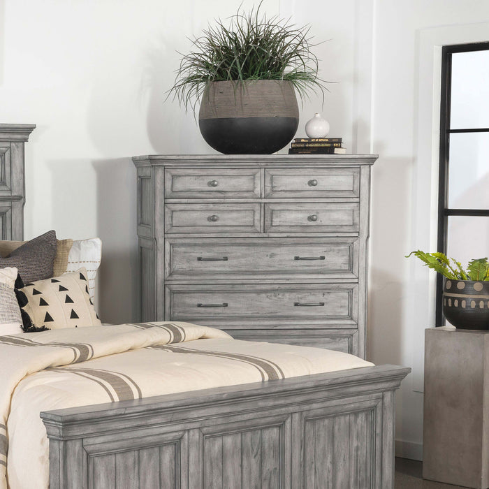 Coaster Avenue 8-drawer Rectangular Chest Grey Default Title