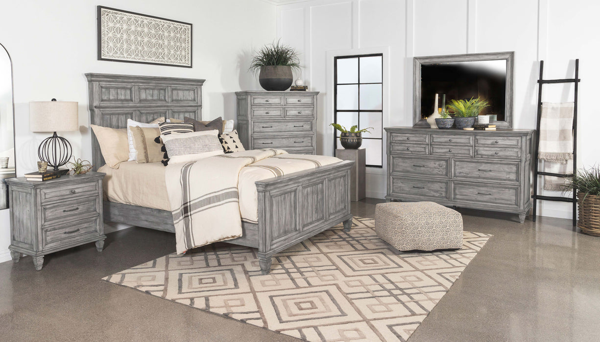 Coaster Avenue 8-drawer Rectangular Chest Grey Default Title