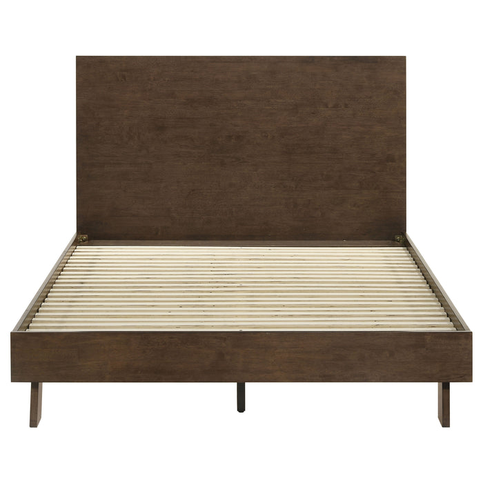 Glenwood 48-inch Queen Platform Panel Bed Warm Brown