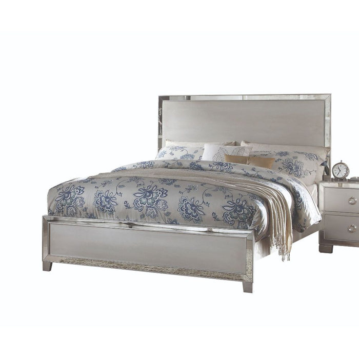 Voeville II Bed