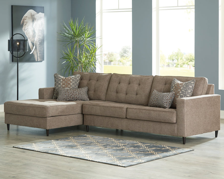 Flintshire Sectional with Chaise