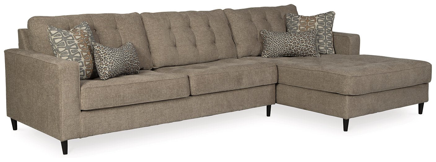 Flintshire Sectional with Chaise