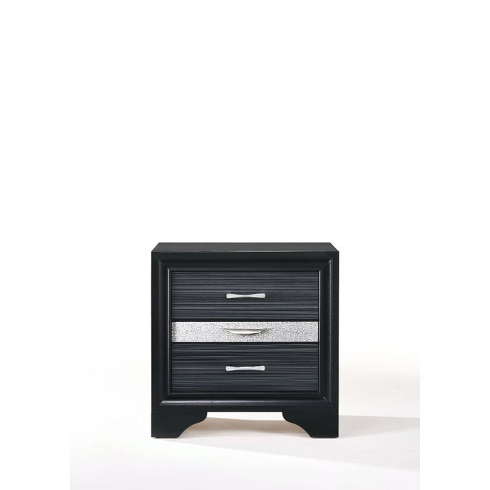 Naima 26"H 3 Drawers Nightstand