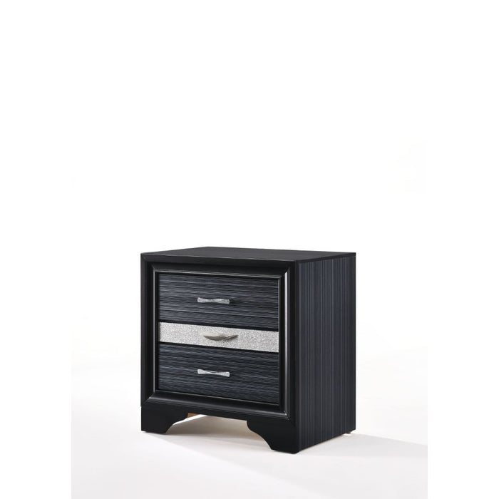 Naima 26"H 3 Drawers Nightstand