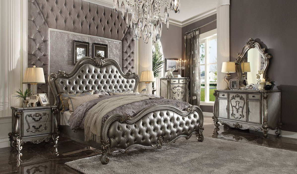 Versailles II Upholstered Bed