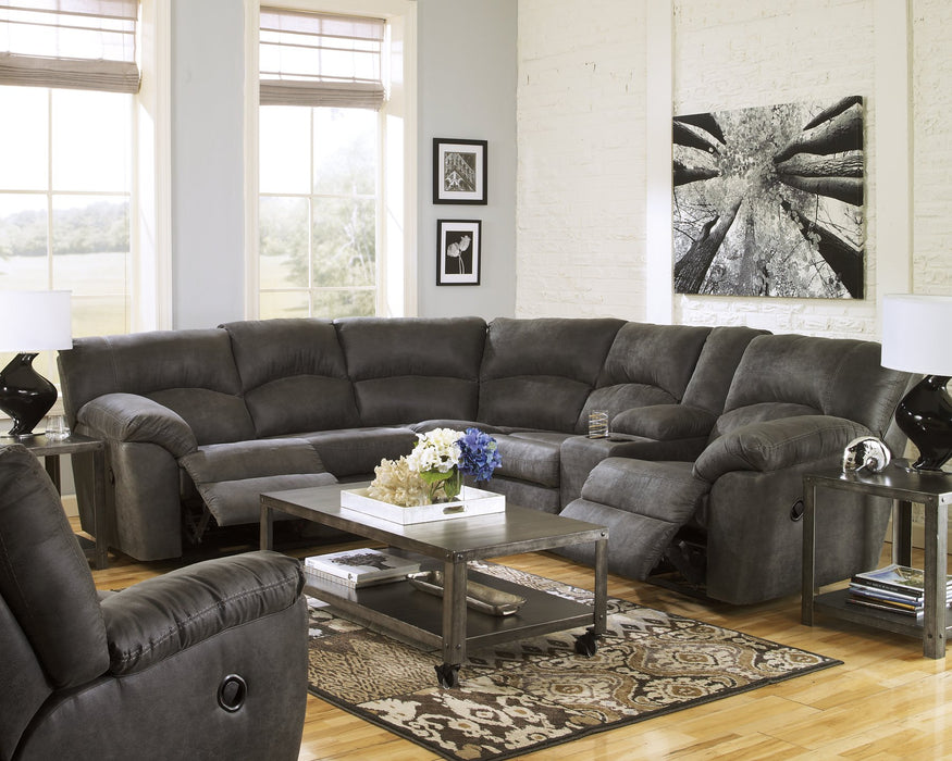 Tambo Reclining Sectional