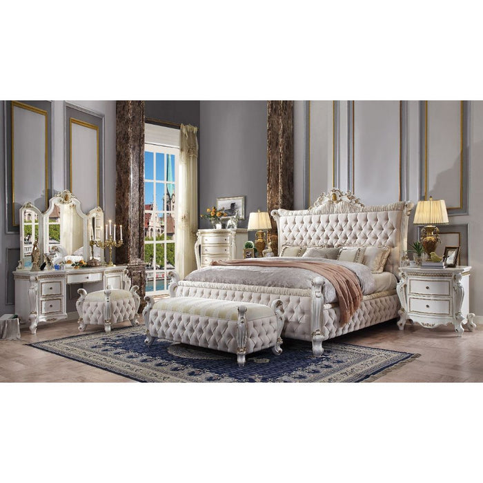 Picardy Upholstered Padded-Button Tufted Bed