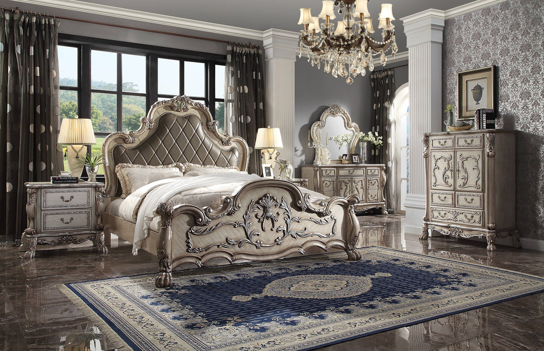 Dresden Upholstered Bed with Diamond Tufted