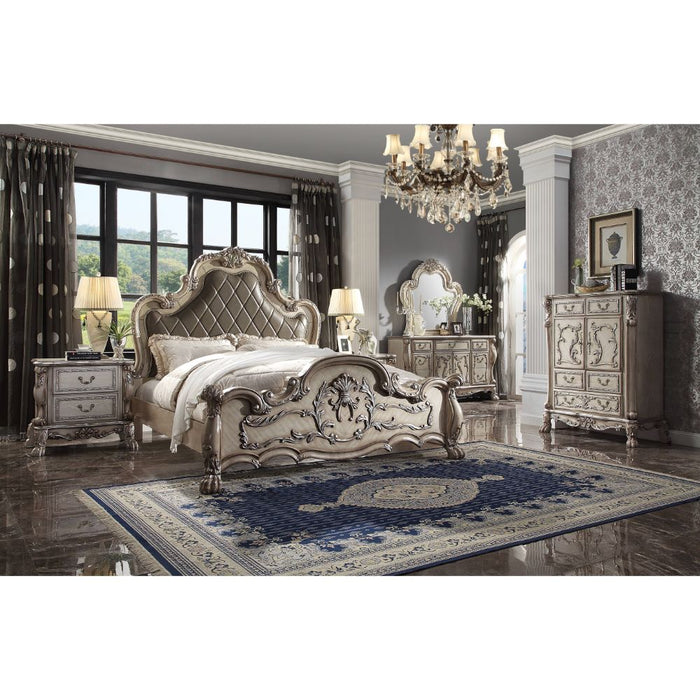 Dresden Upholstered Bed with Diamond Tufted