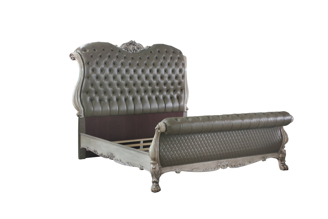 Dresden Upholstered with Button Tufted & Diamond Pattern Footboard