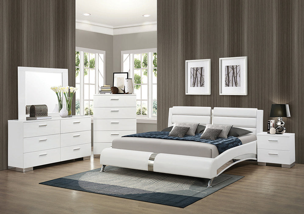 Coaster Jeremaine Bedroom Set Glossy White Eastern King Set of 5