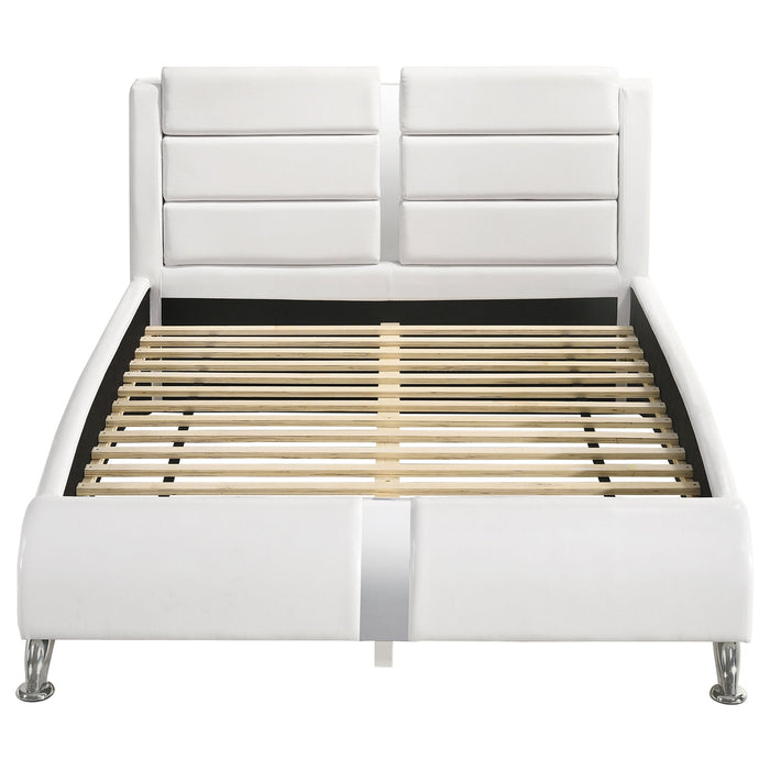 Coaster Jeremaine Upholstered Bed White Cal King