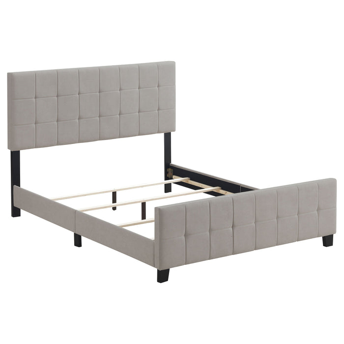 Coaster Fairfield Upholstered Panel Bed Beige Queen