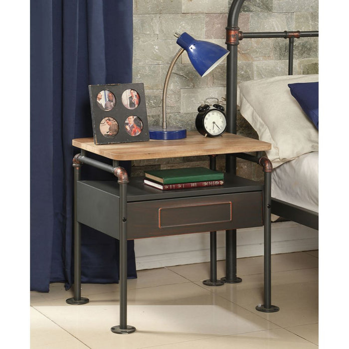 Nicipolis 22"H 1 Drawer Nightstand