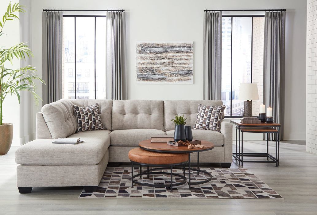 Mahoney Sectional with Chaise