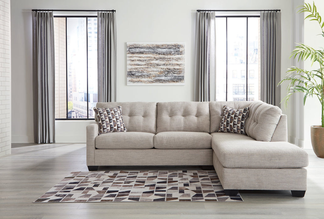 Mahoney Sectional with Chaise