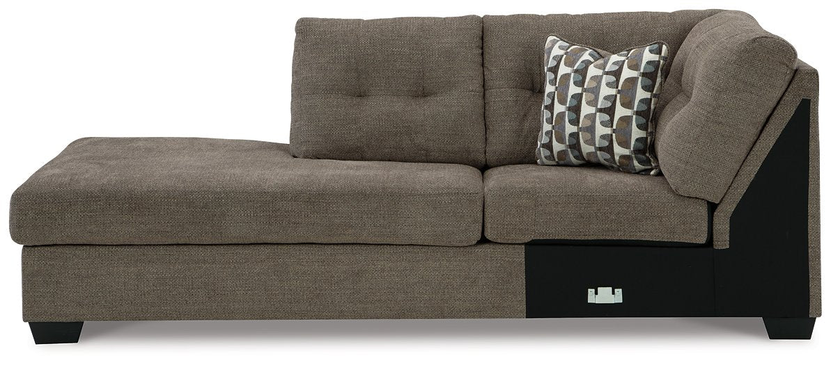 Mahoney Sectional with Chaise