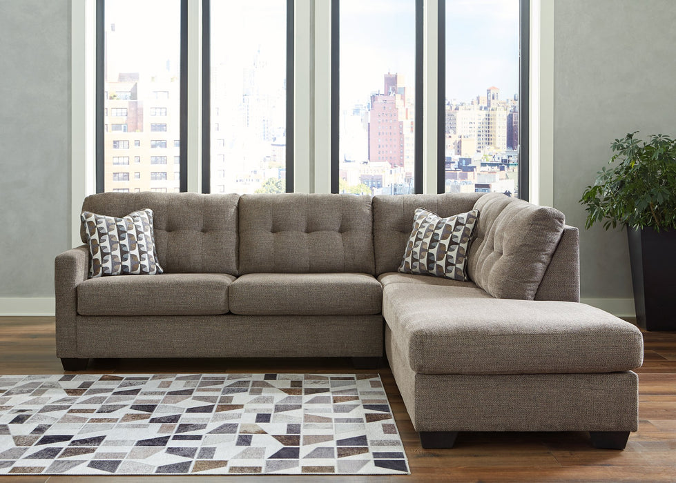 Mahoney Sectional with Chaise