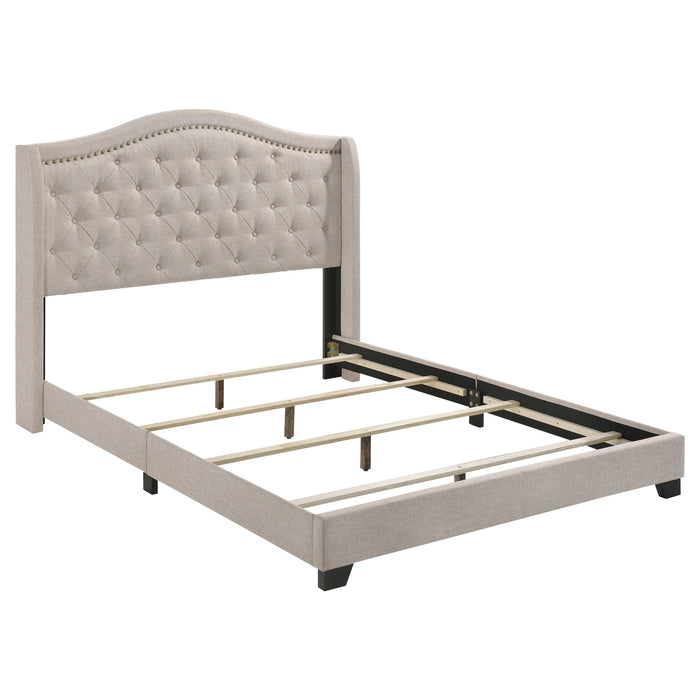 Coaster Sonoma Camel Back Bed Beige Queen