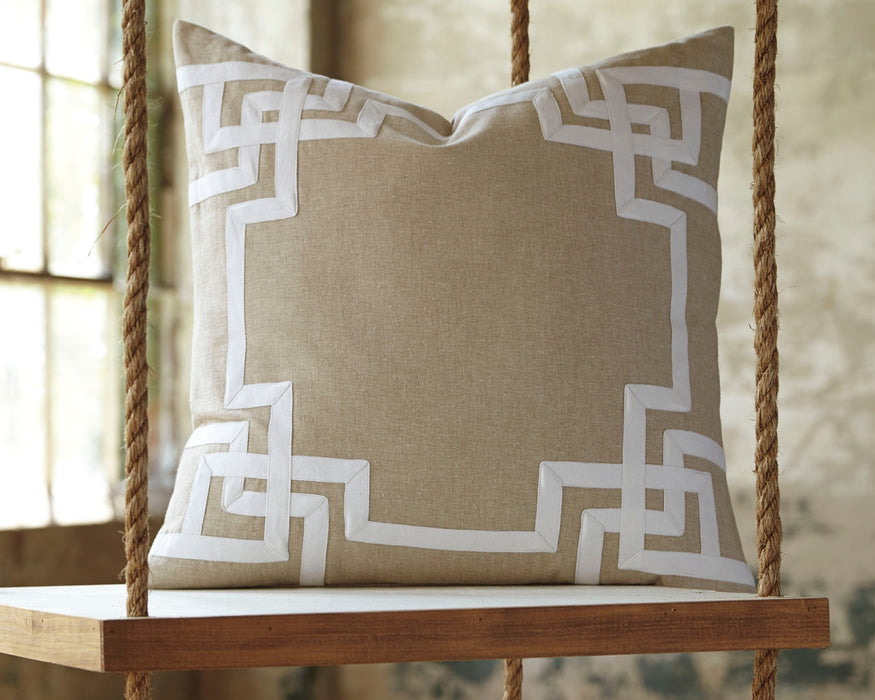 Vassal Pillow Cover