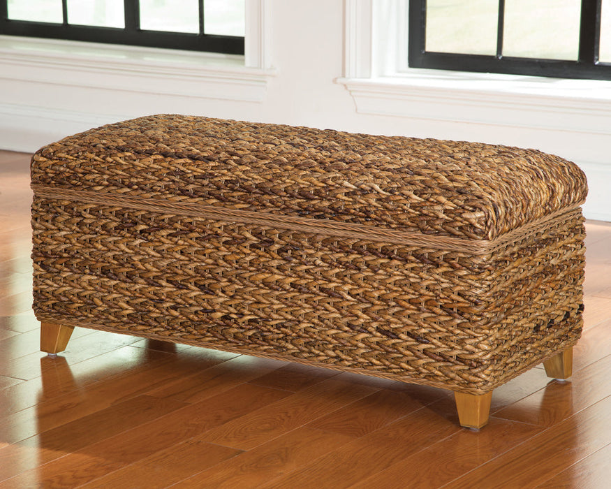 Coaster Laughton Hand-Woven Banana Leaf Storage Trunk Amber Default Title