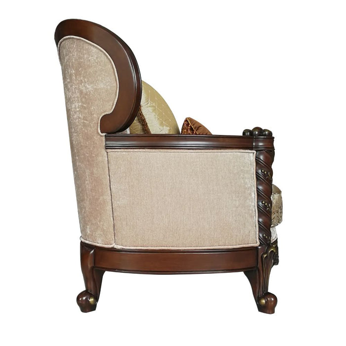 Devayne 44"W Chair with 2 Pillows