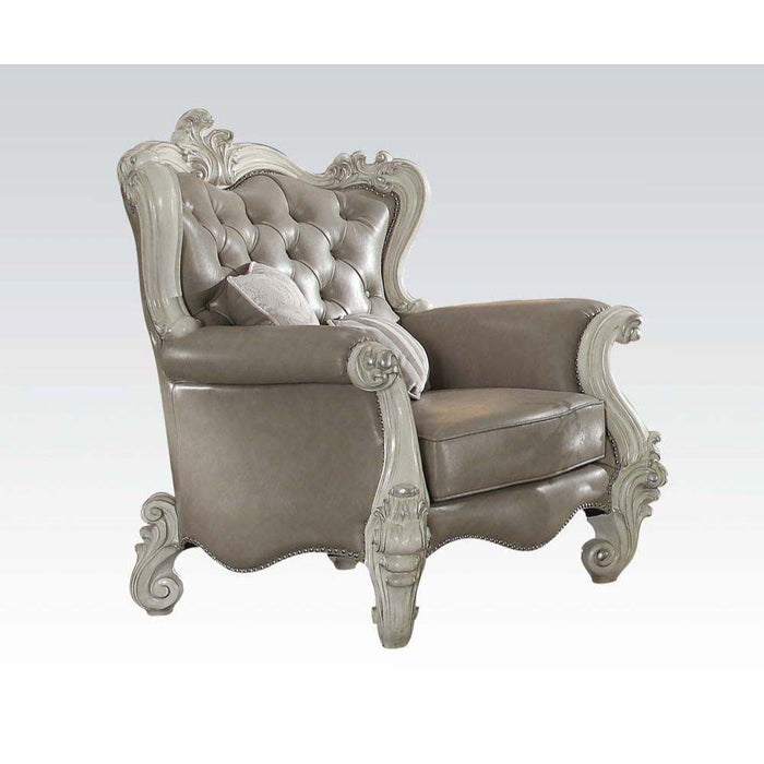 Versailles 42"W Chair with 2 Pillows