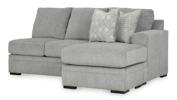 Casselbury Sectional with Chaise