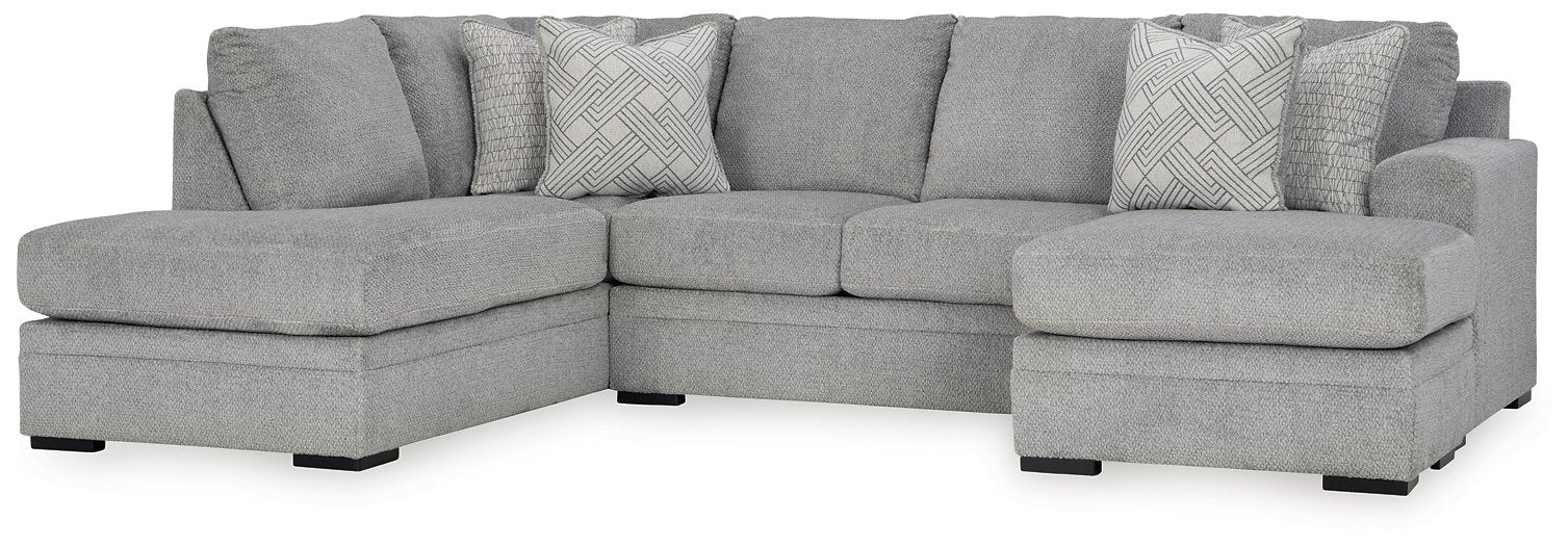 Casselbury Sectional with Chaise