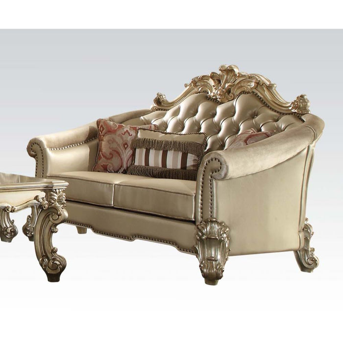 Vendome II Loveseat with 3 Pillows