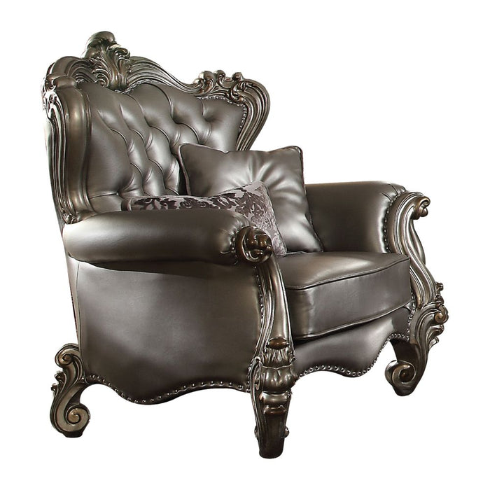 Versailles 42"W Chair with 2 Pillows