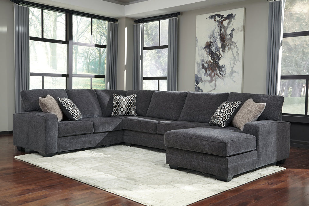 Tracling Sectional with Chaise