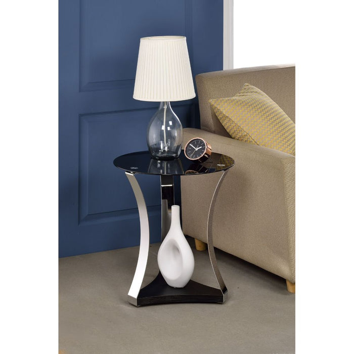 Geiger Round 18"Dia End Table