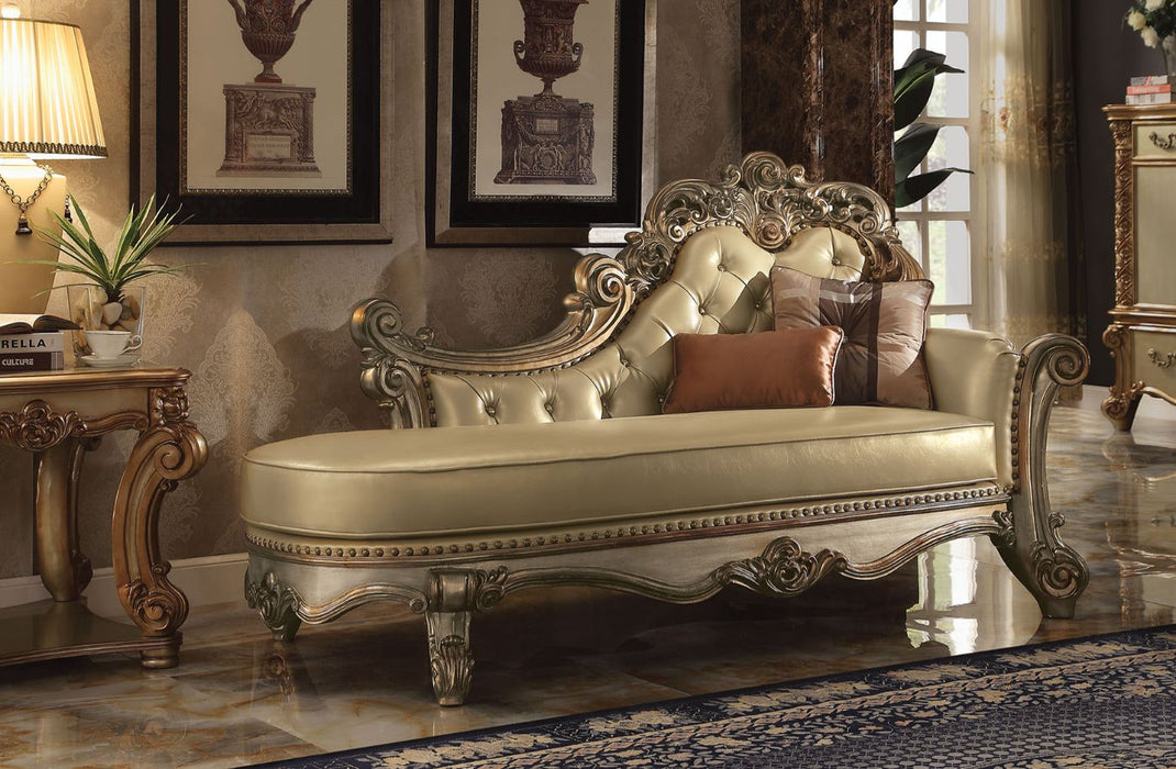 Vendome Chaise with 2 Pillows