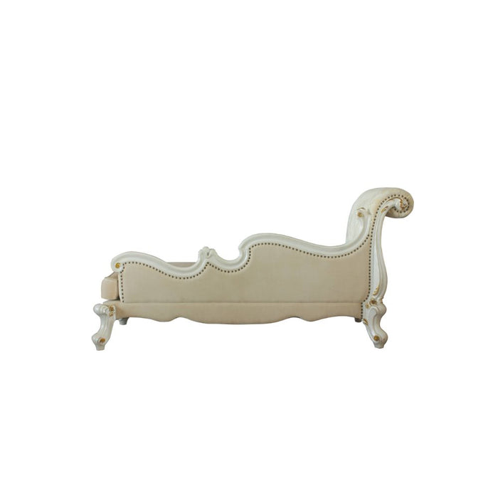 Picardy Chaise Lounge with 2 Pillows