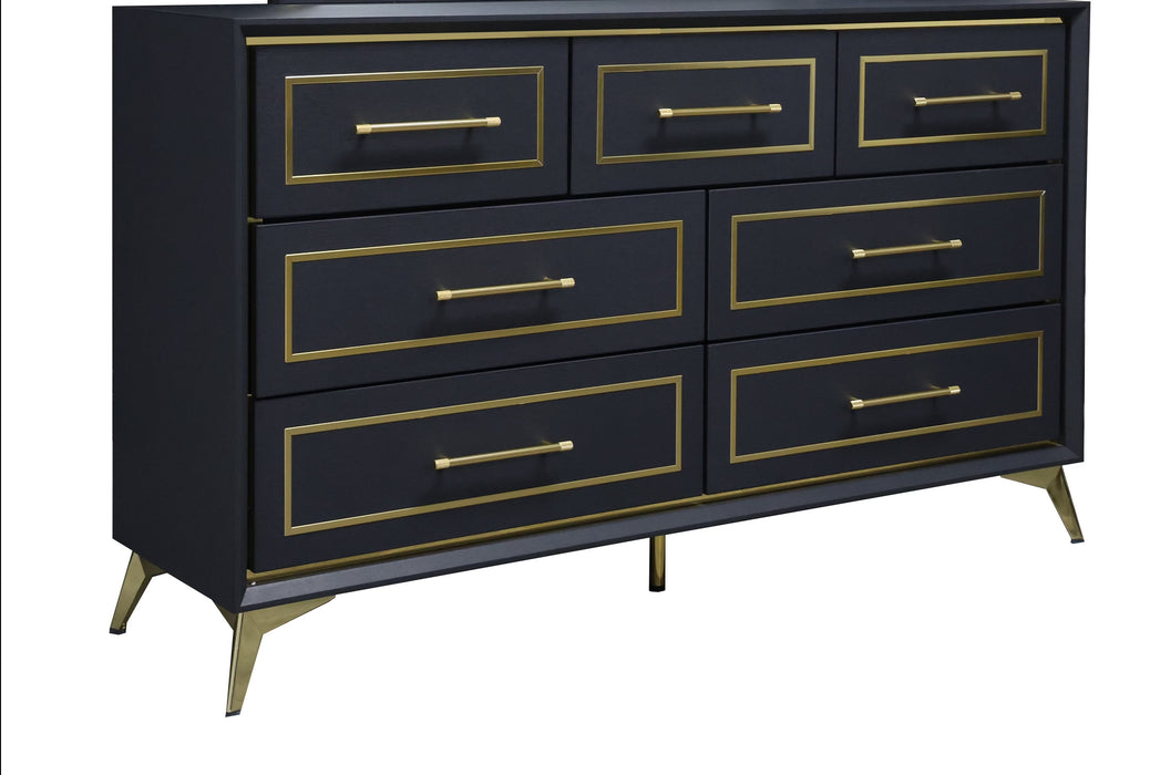 Auryn Dresser