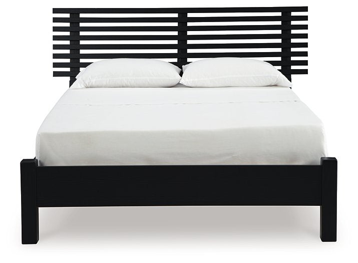 Danziar Slat Bed