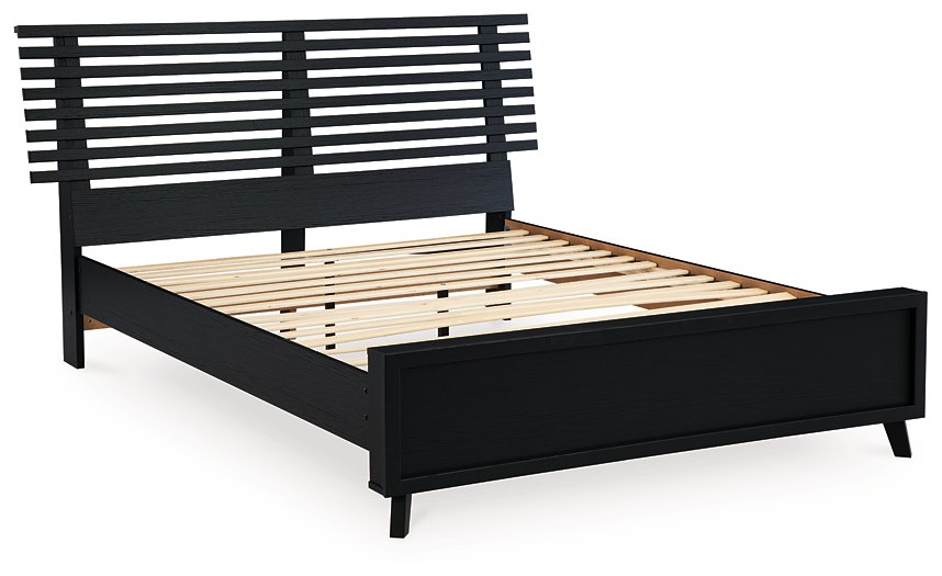 Danziar Slat Bed