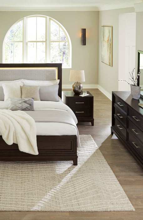 Neymorton Master Bedroom Set